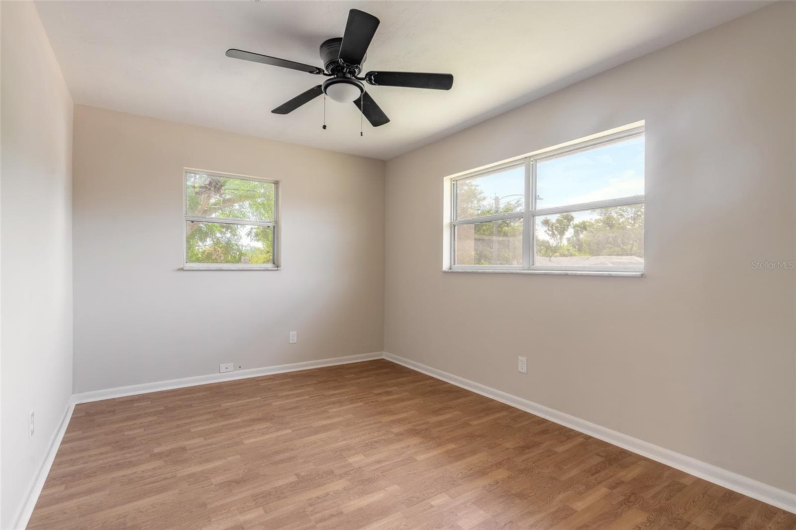 Single Family Residence at 1318 KILLIAN ST, DAYTONA BEACH, photo 17 of 41