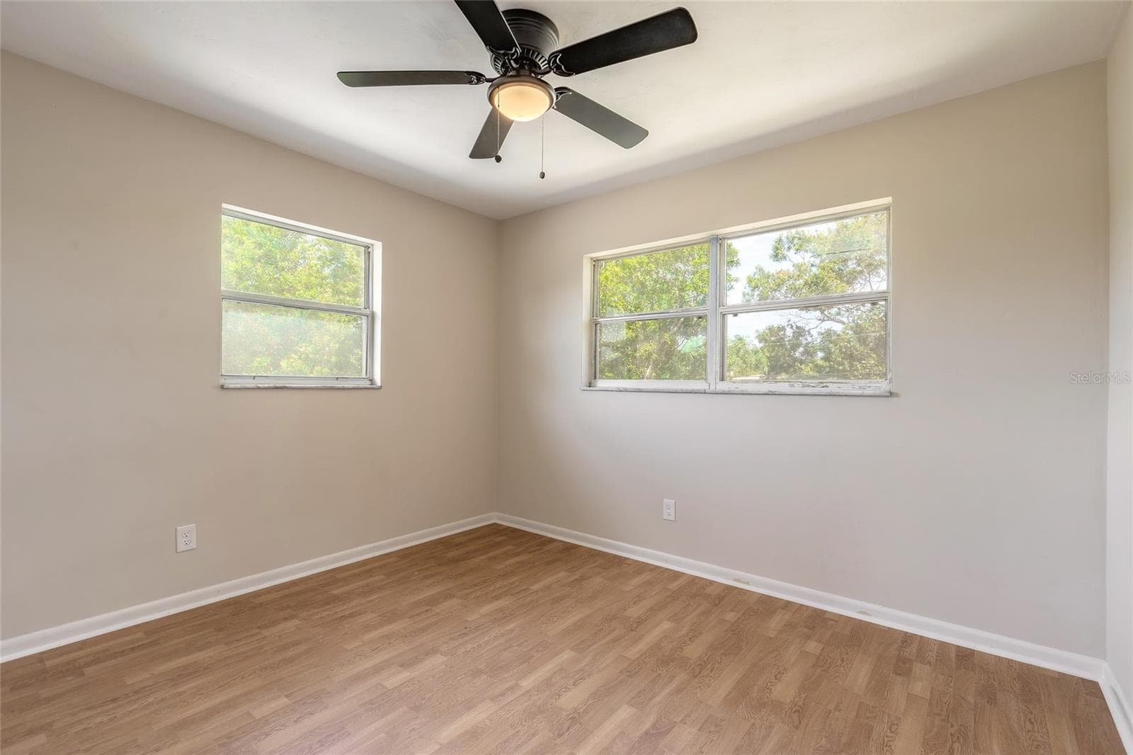 Single Family Residence at 1318 KILLIAN ST, DAYTONA BEACH, photo 20 of 41