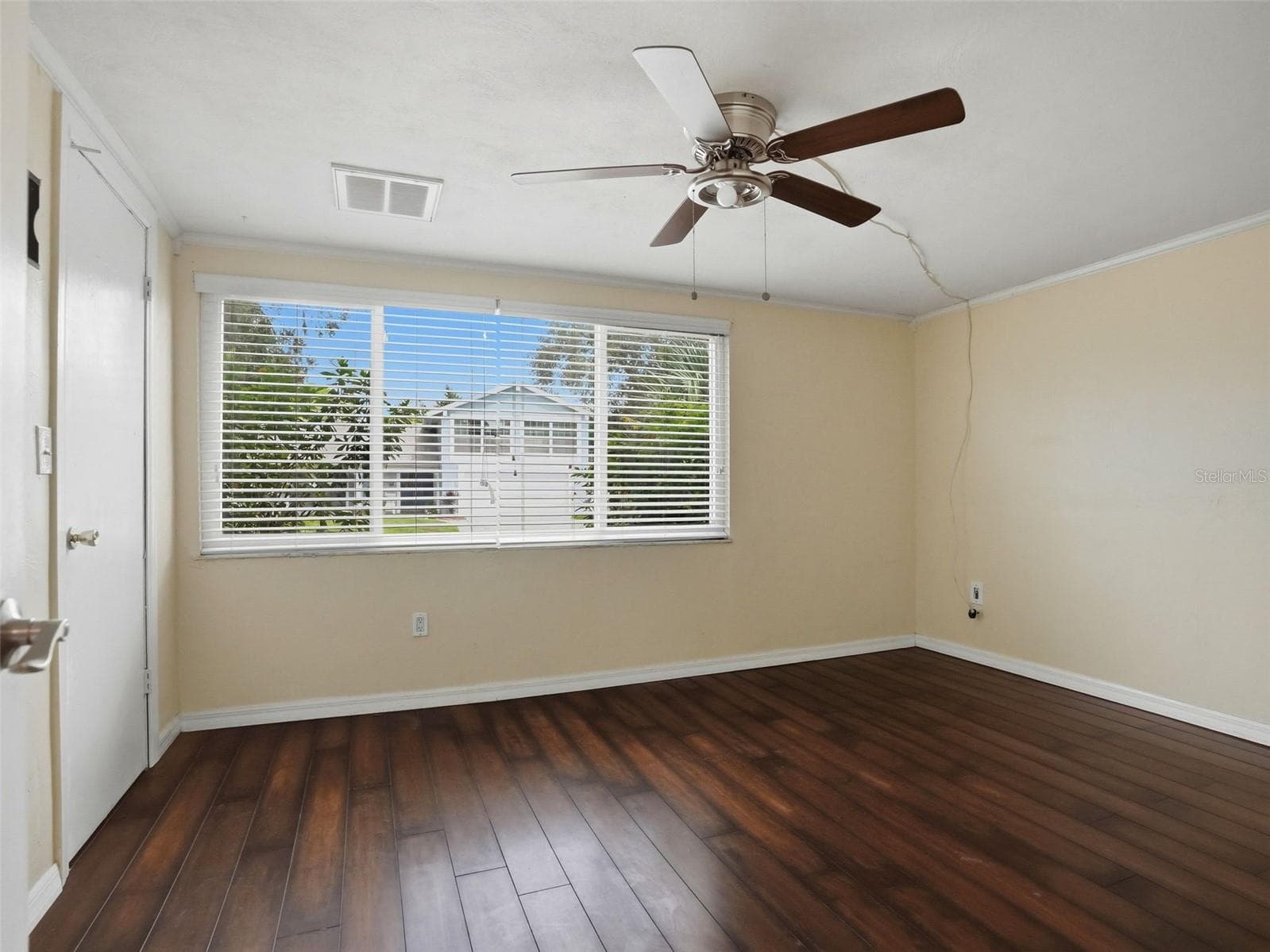 Guest room - 8502 ARROWHEAD DR, HUDSON