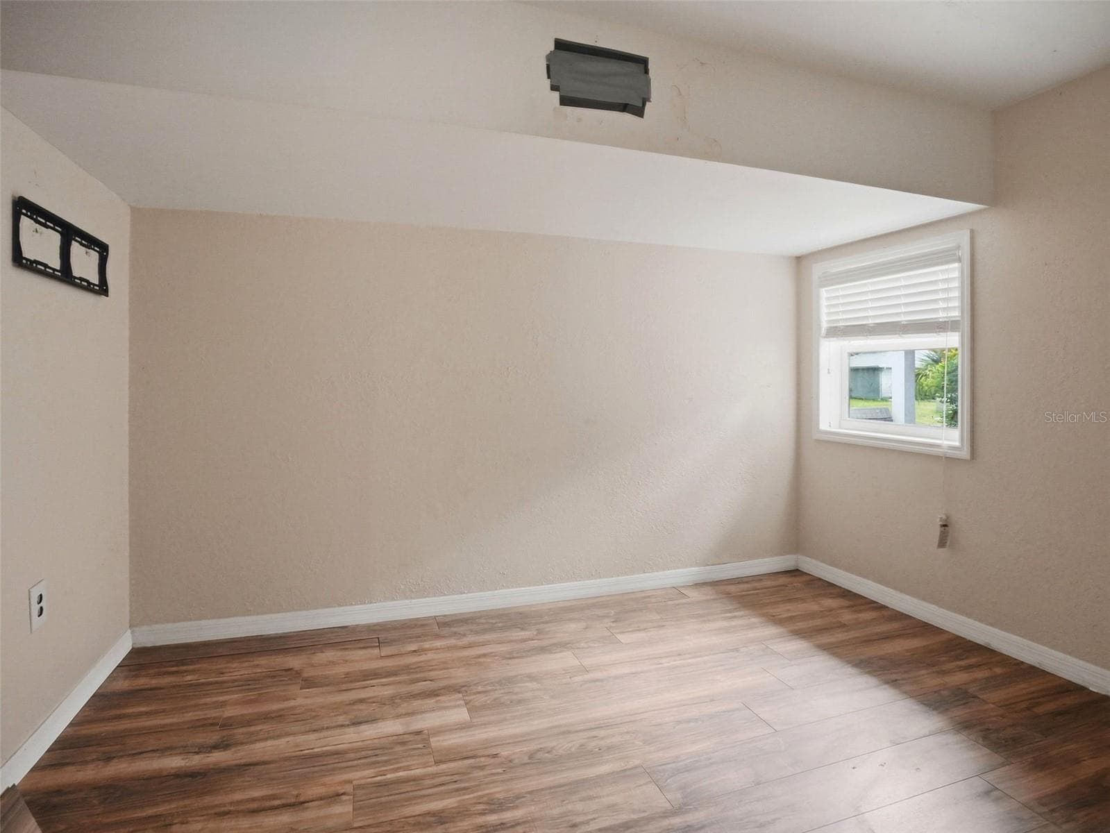 Third bedroom - 8502 ARROWHEAD DR, HUDSON
