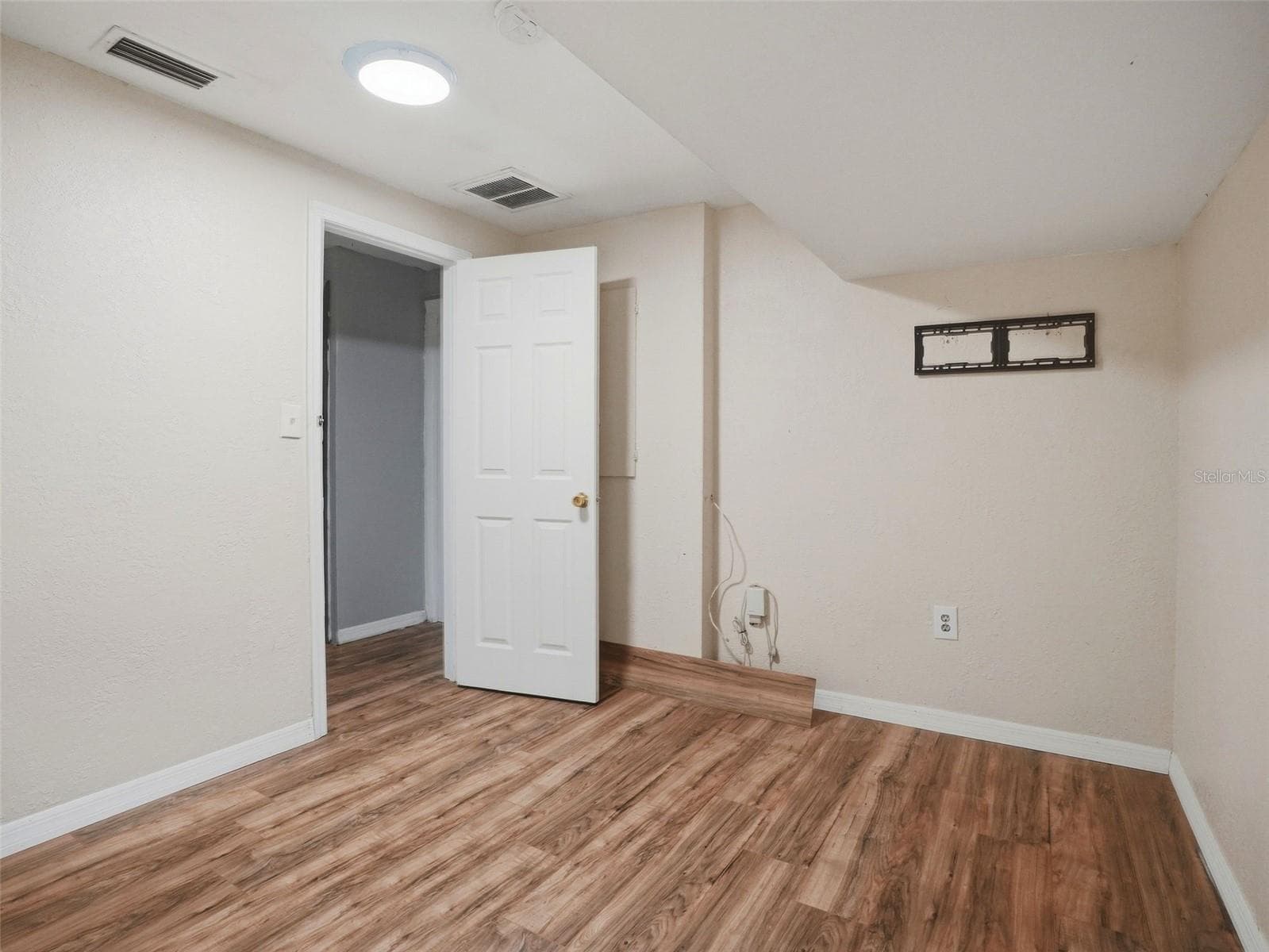 Third bedroom - 8502 ARROWHEAD DR, HUDSON