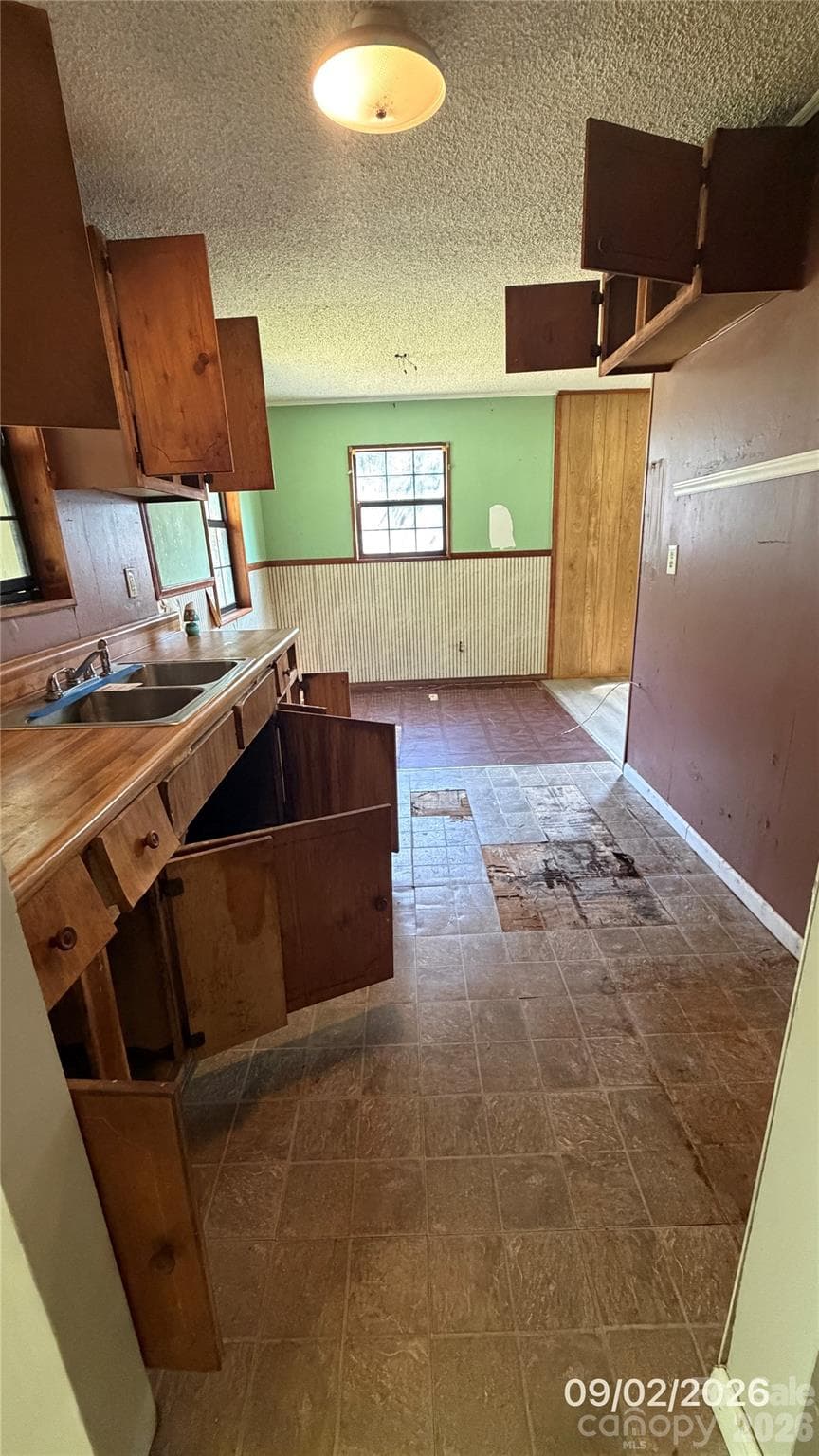 Single Family Residence at 485 Geter Road, Woodleaf, photo 6 of 14