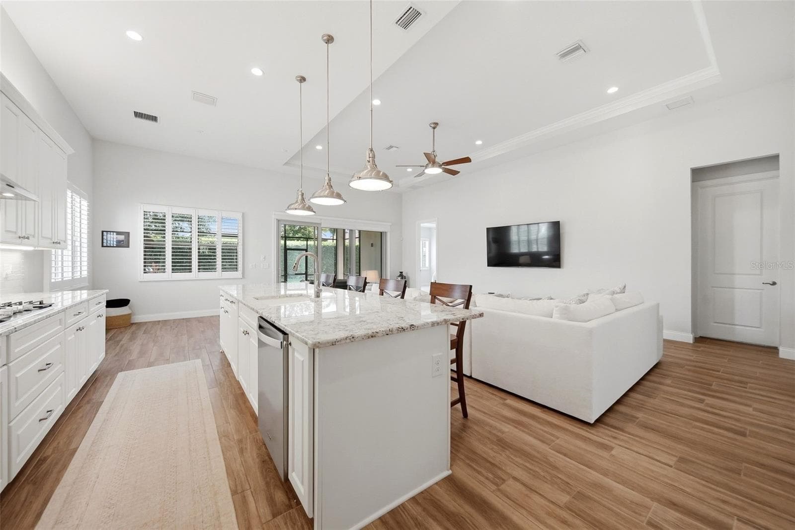 Single Family Residence at 10698 ROYAL CYPRESS WAY, ORLANDO, photo 7 of 42
