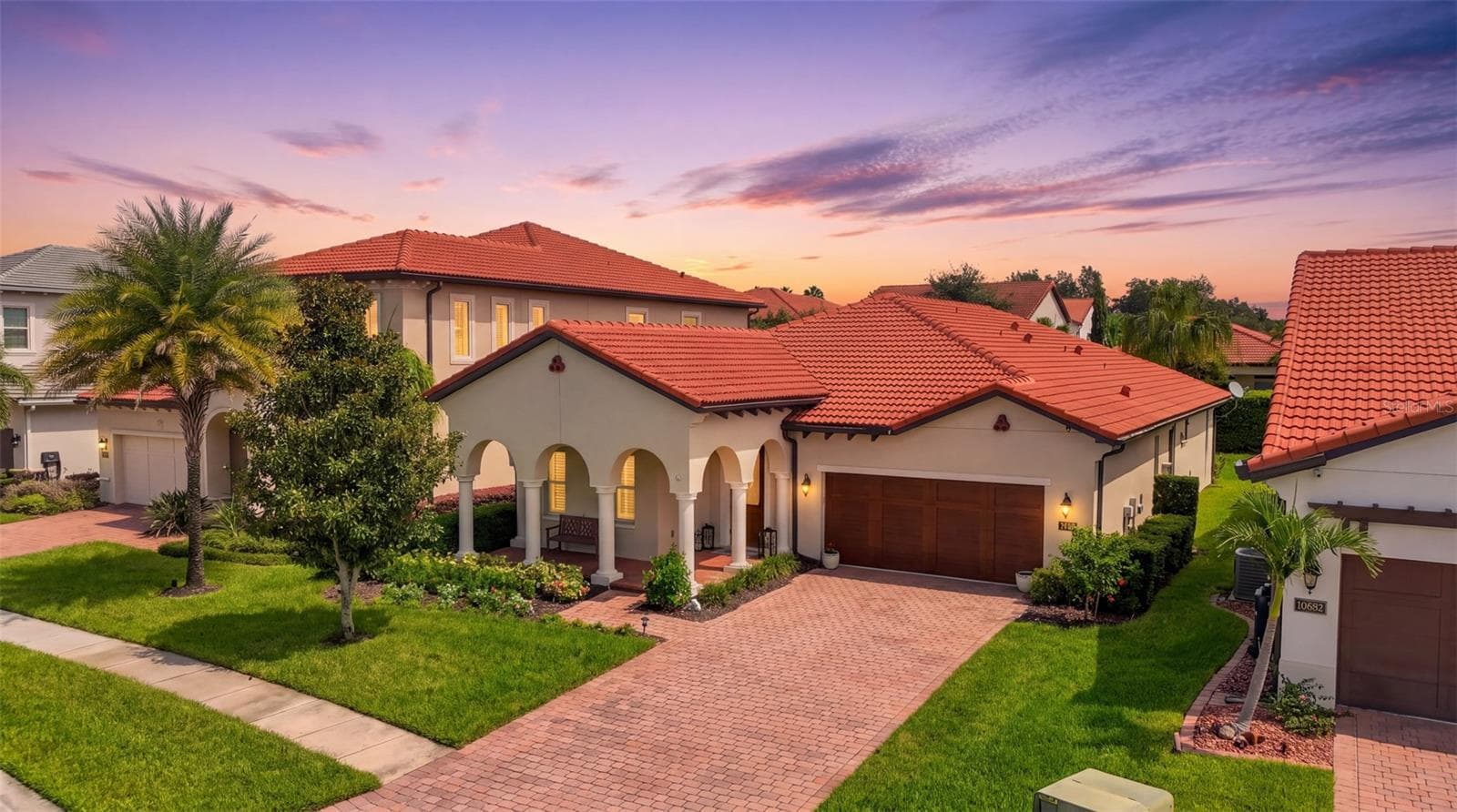 Single Family Residence at 10698 ROYAL CYPRESS WAY, ORLANDO, photo 3 of 42