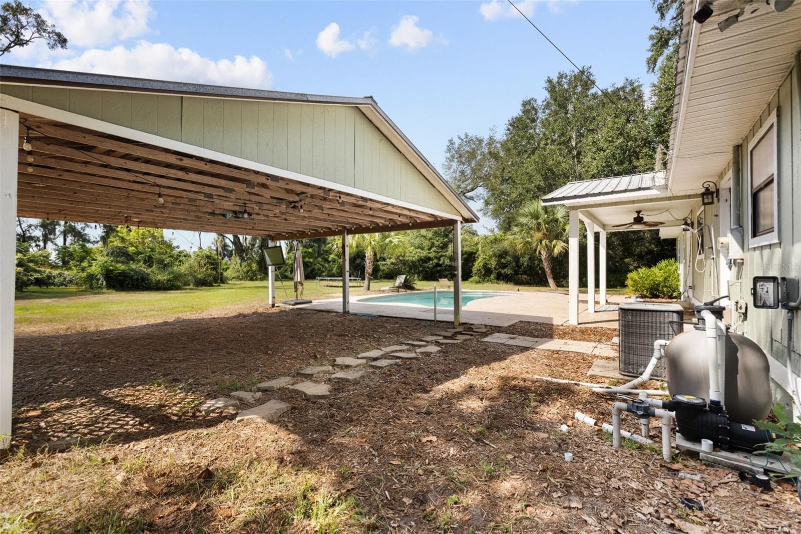 Single Family Residence at 1869 SW 32ND PL, BELL, photo 42 of 55