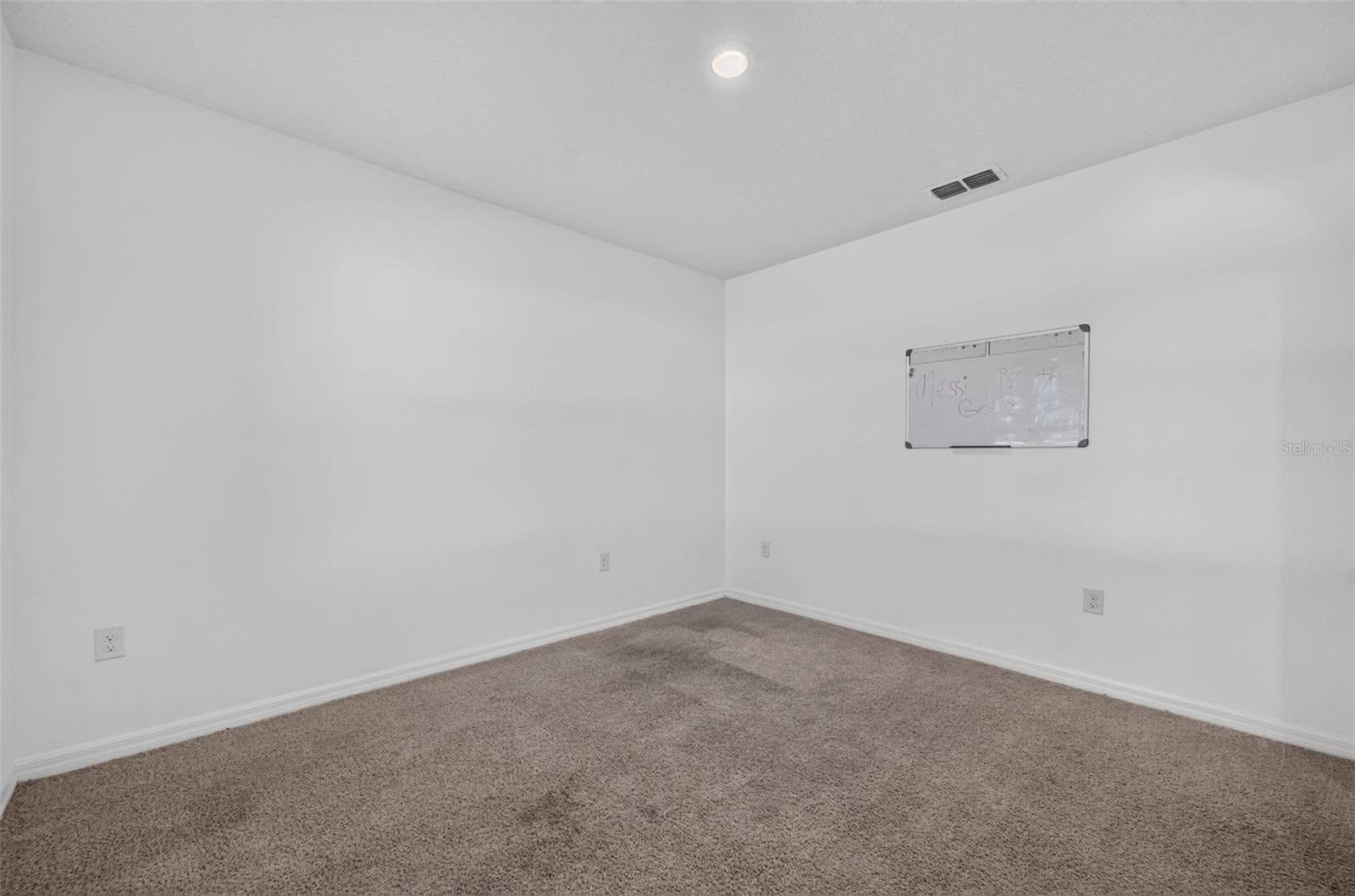 Single Family Residence at 3042 BETHPAGE LOOP, MOUNT DORA, photo 5 of 41