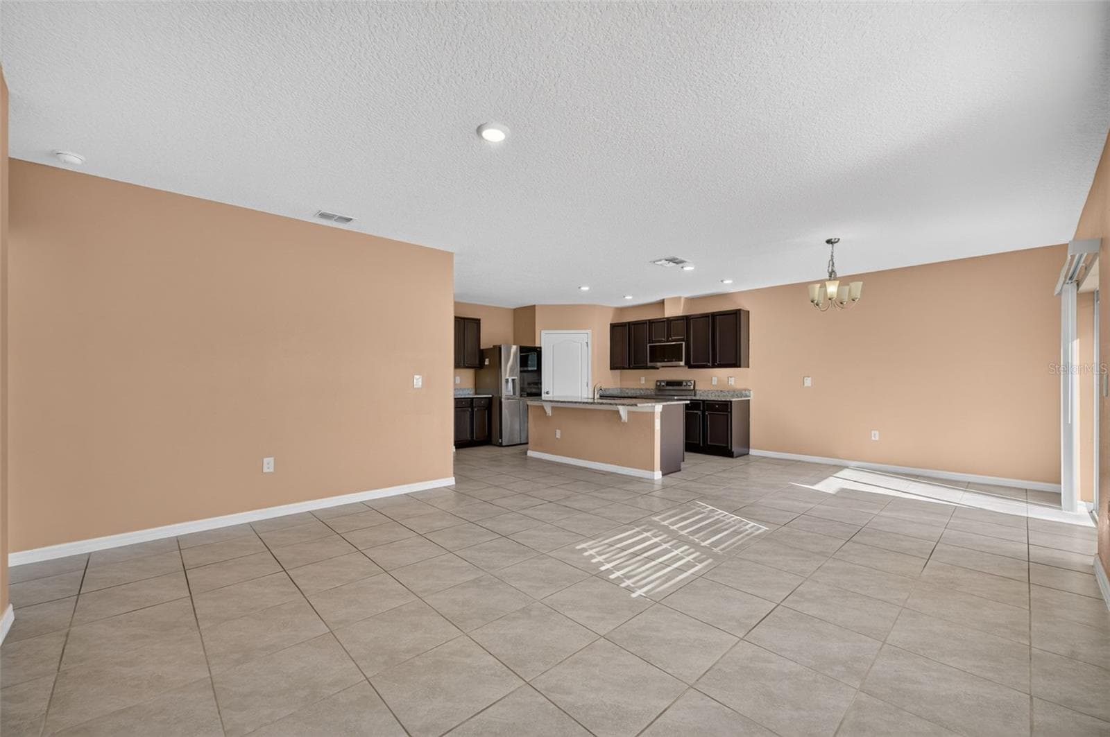 Single Family Residence at 3042 BETHPAGE LOOP, MOUNT DORA, photo 18 of 41