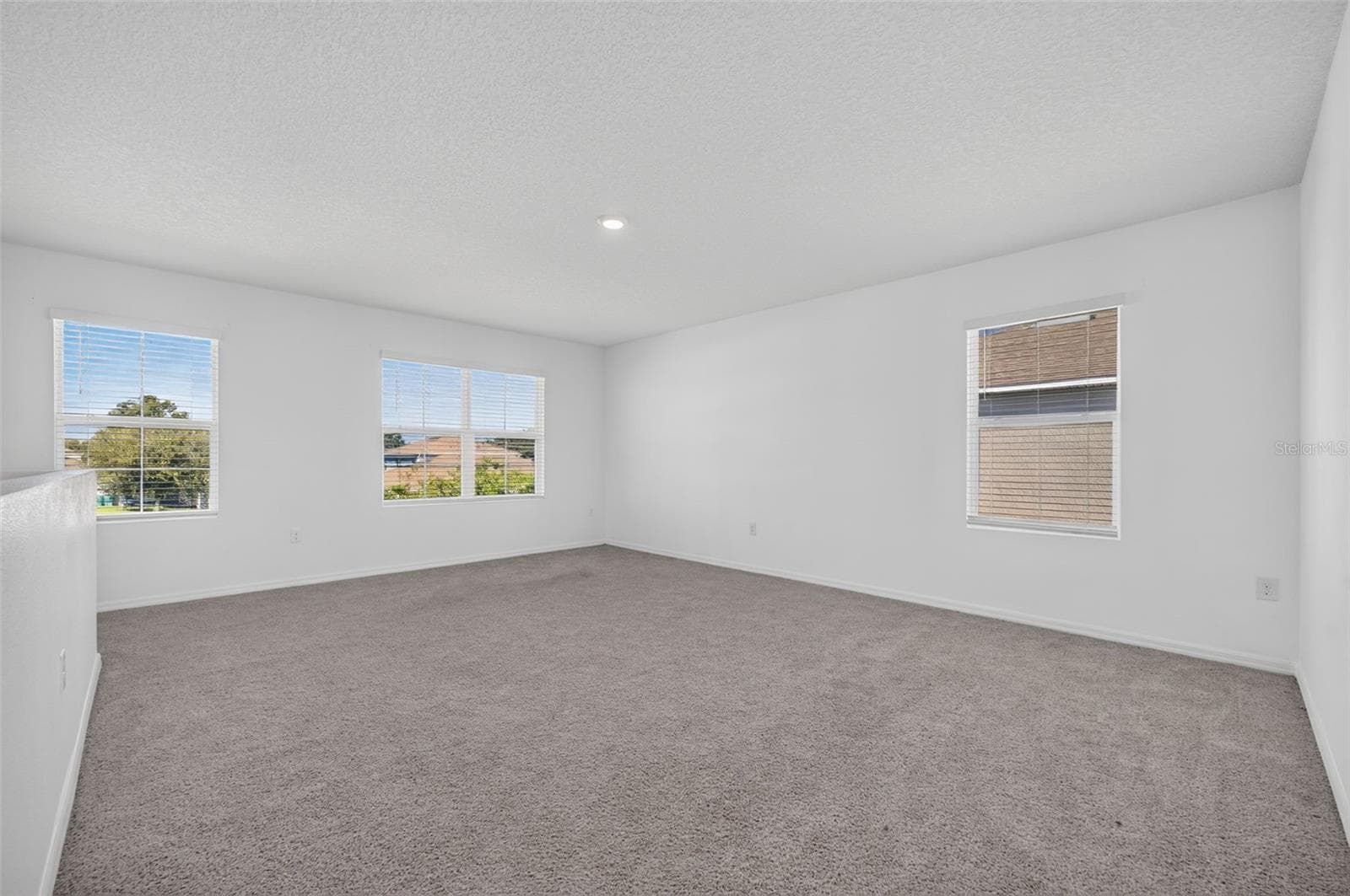 Single Family Residence at 3042 BETHPAGE LOOP, MOUNT DORA, photo 26 of 41