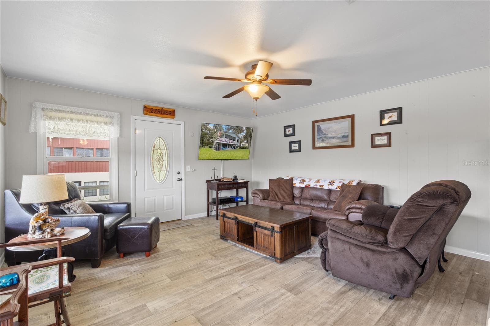 Single Family Residence at 473 SE 964TH ST, OLD TOWN, photo 4 of 41