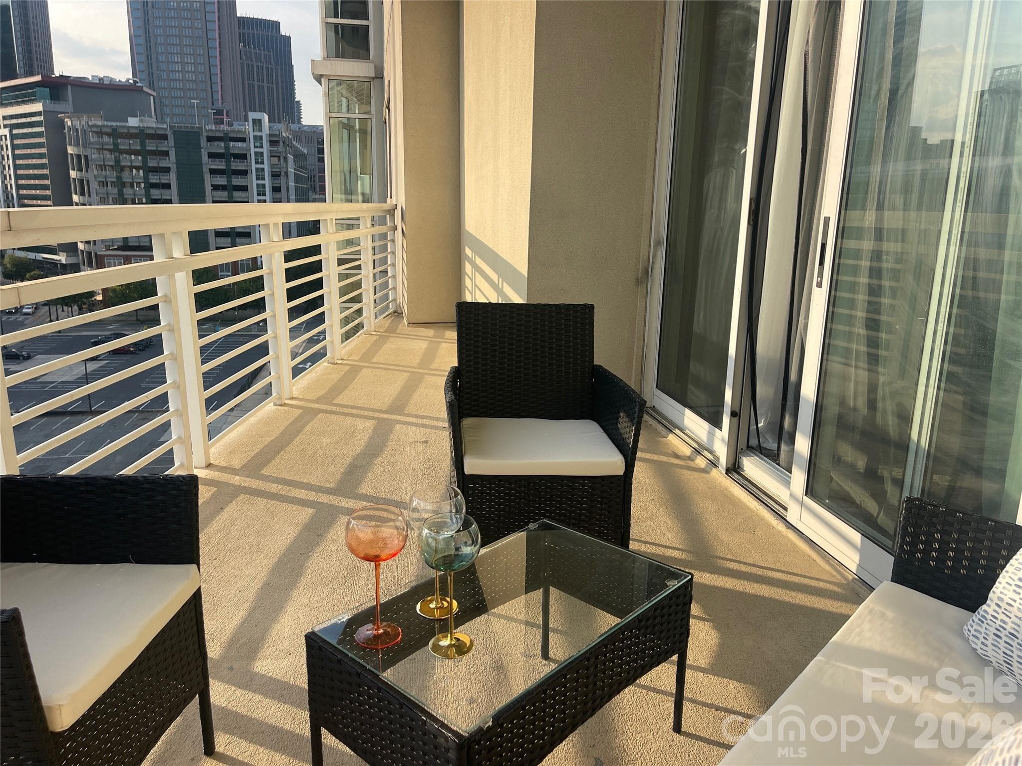 Condominium at 505 E 6th Street Street, Charlotte, photo 13 of 21