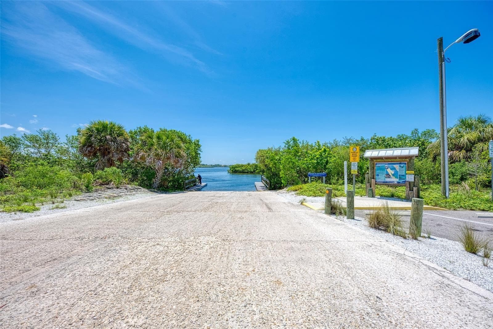 Boat launch at Manasota Key Beach 3.5 miles - 49 SANDSTONE CIR, VENICE