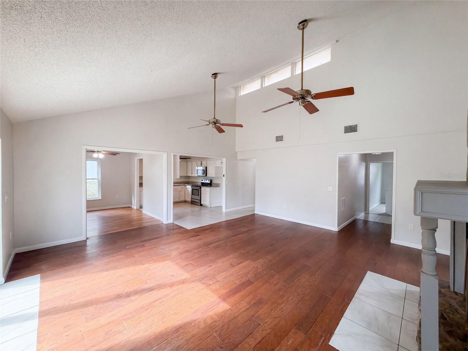 Single Family Residence at 4610 DEVON AVE, LAKELAND, photo 7 of 19