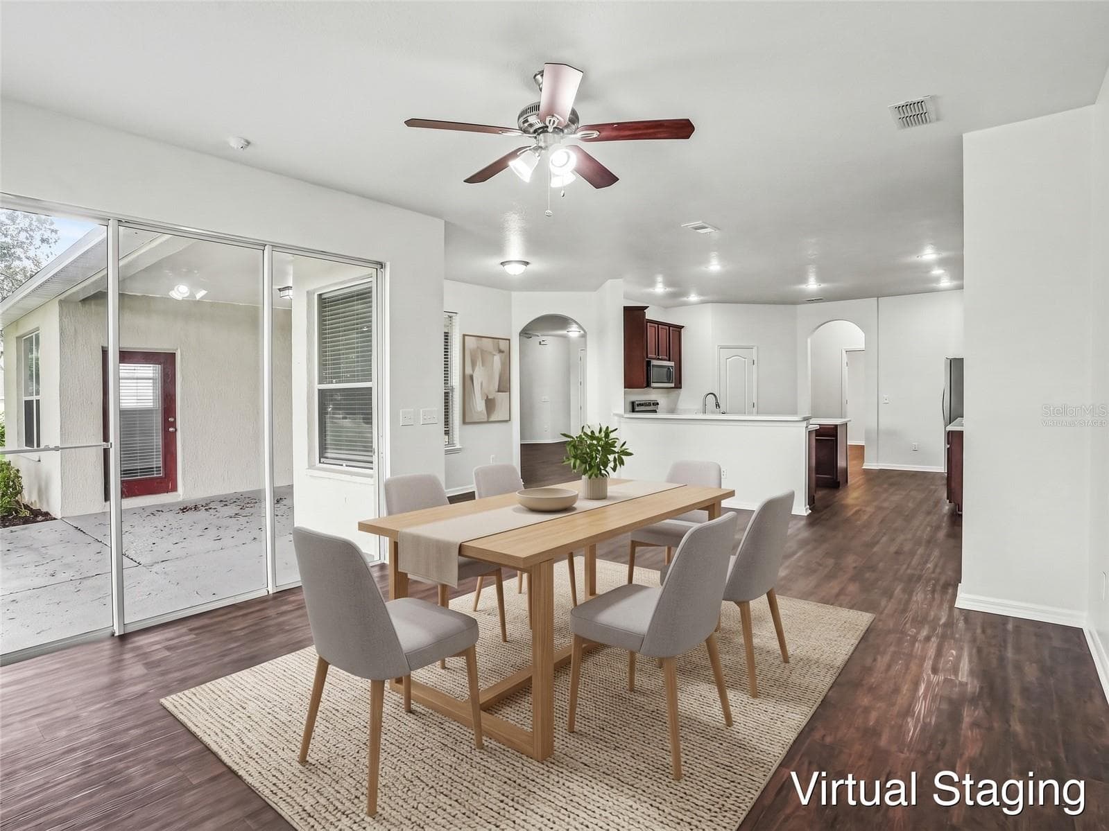 Virtually staged - 526 AZALEA BLOOM DR, APOPKA