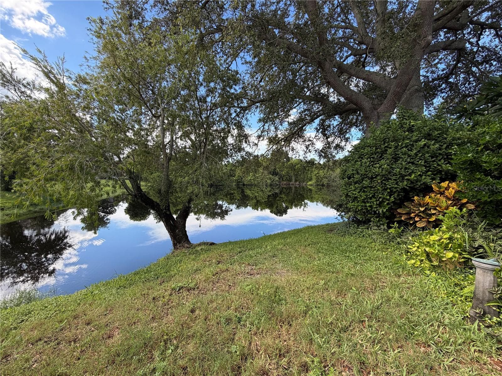 Condominium at 3606 57TH AVENUE DR W, BRADENTON, photo 31 of 39