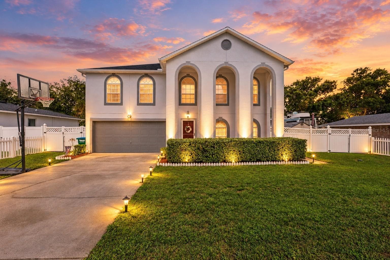 1308 AZORA DR