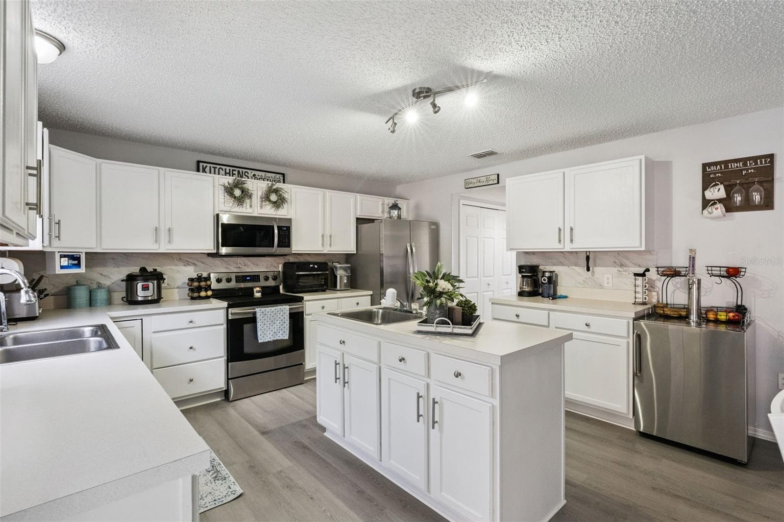 Single Family Residence at 1308 AZORA DR, DELTONA, photo 15 of 30