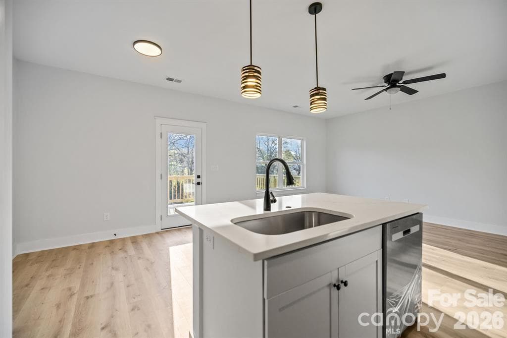 Single Family Residence at 1422 Johnston Street, Gastonia, photo 5 of 13