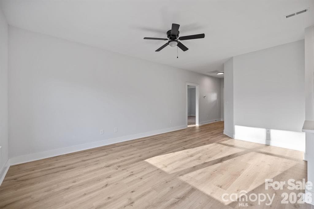 Single Family Residence at 1422 Johnston Street, Gastonia, photo 6 of 13