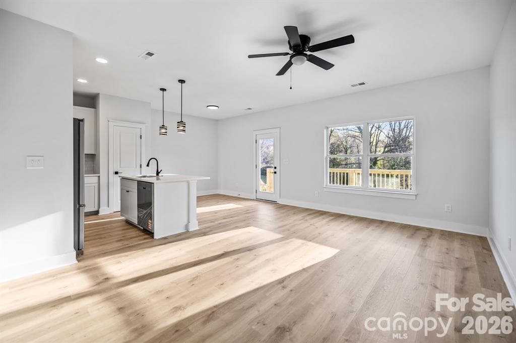 Single Family Residence at 1422 Johnston Street, Gastonia, photo 7 of 13
