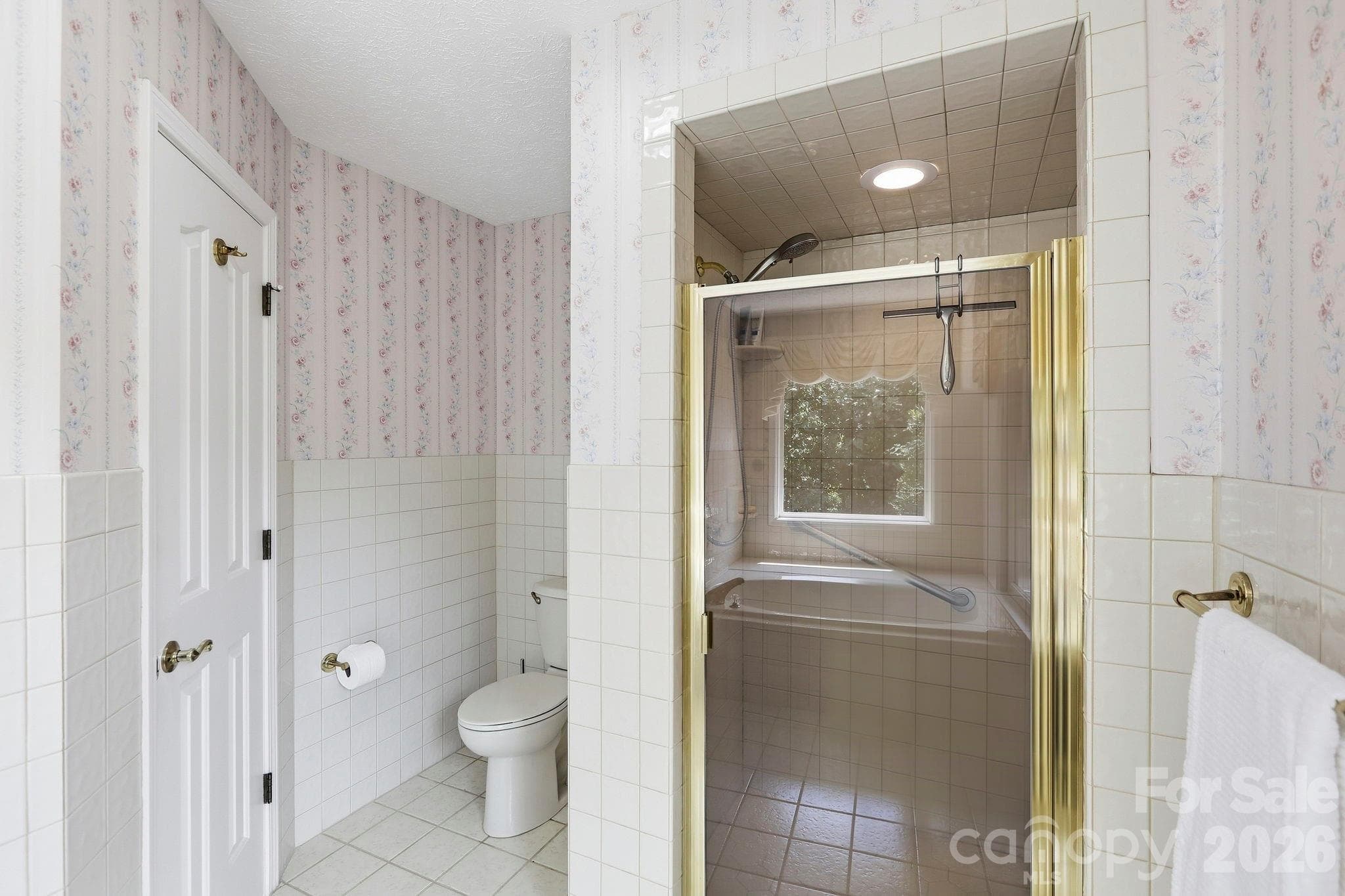 Second of Two Primary Suites on the main level - 244 Mountain Valley Drive, Hendersonville