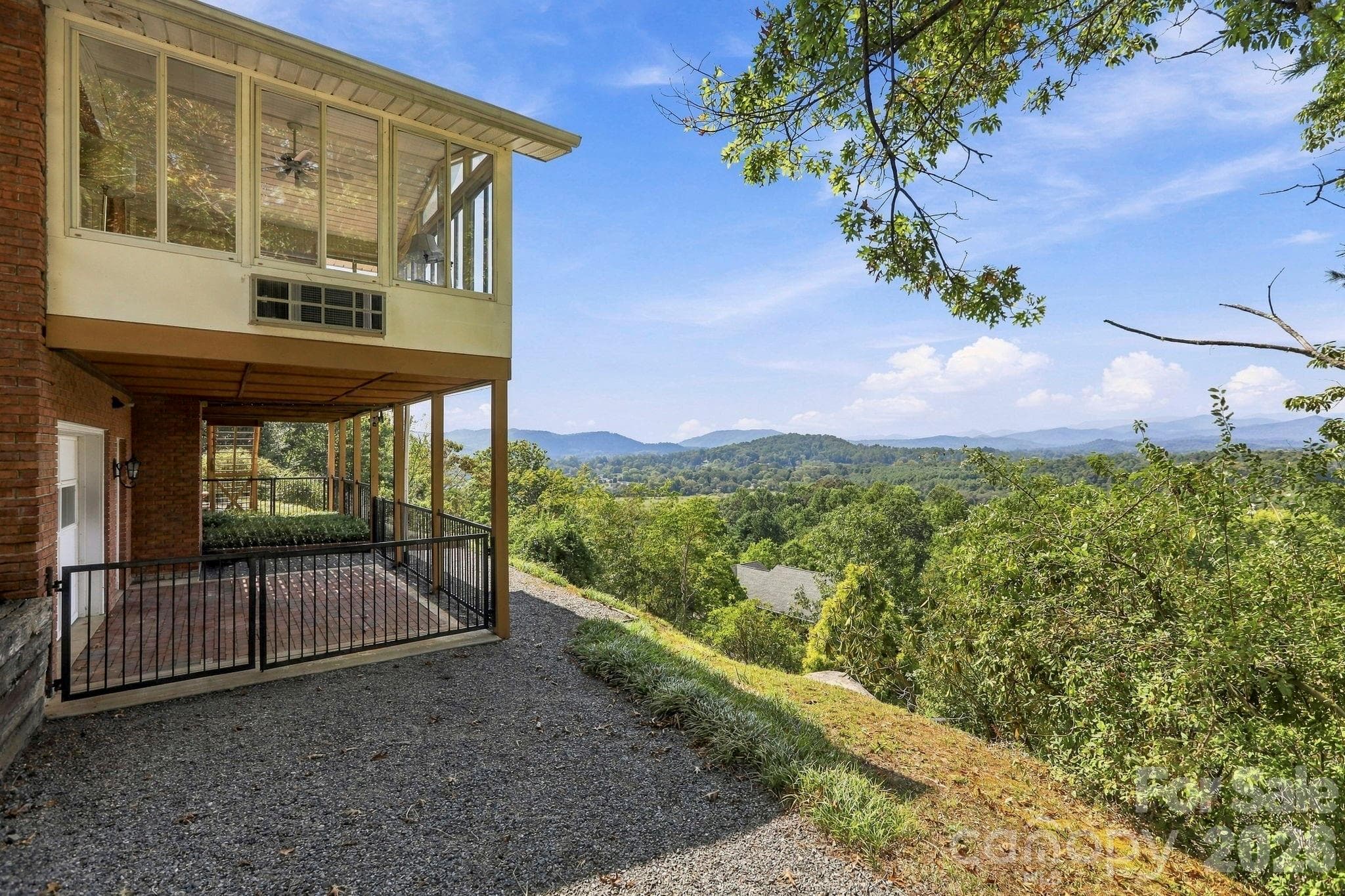 Western-facing, year-round, layered mountain views - 244 Mountain Valley Drive, Hendersonville