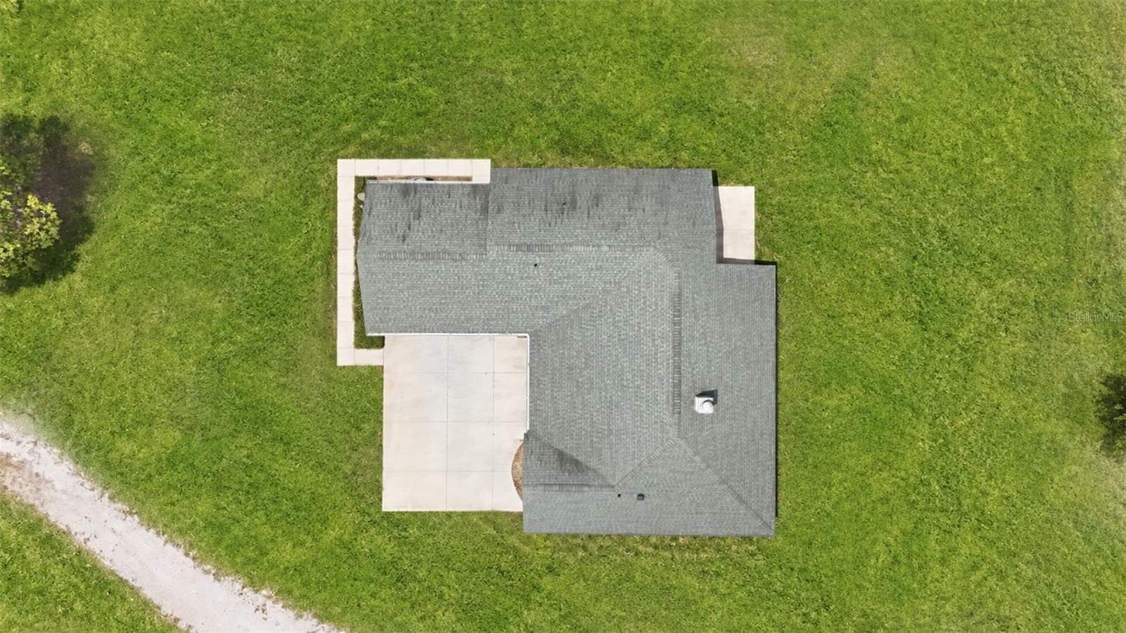 Single Family Residence at 14433 LAKE YALE RD, UMATILLA, photo 38 of 40