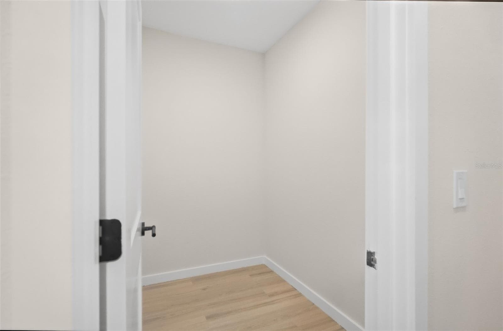 Townhouse at 2142 5TH AVE N, ST PETERSBURG, photo 10 of 55