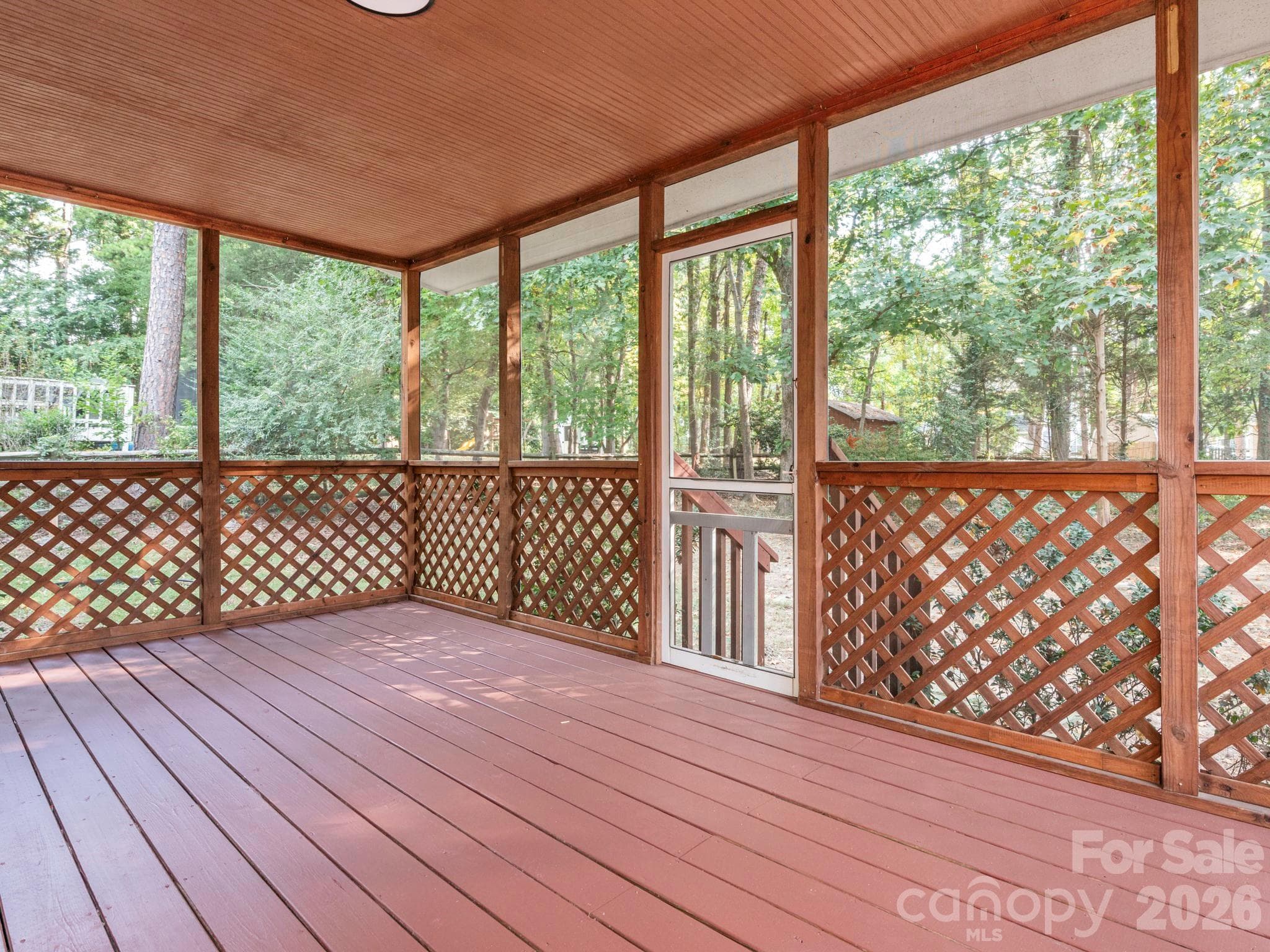 Single Family Residence at 2612 Heathershire Lane, Matthews, photo 6 of 35