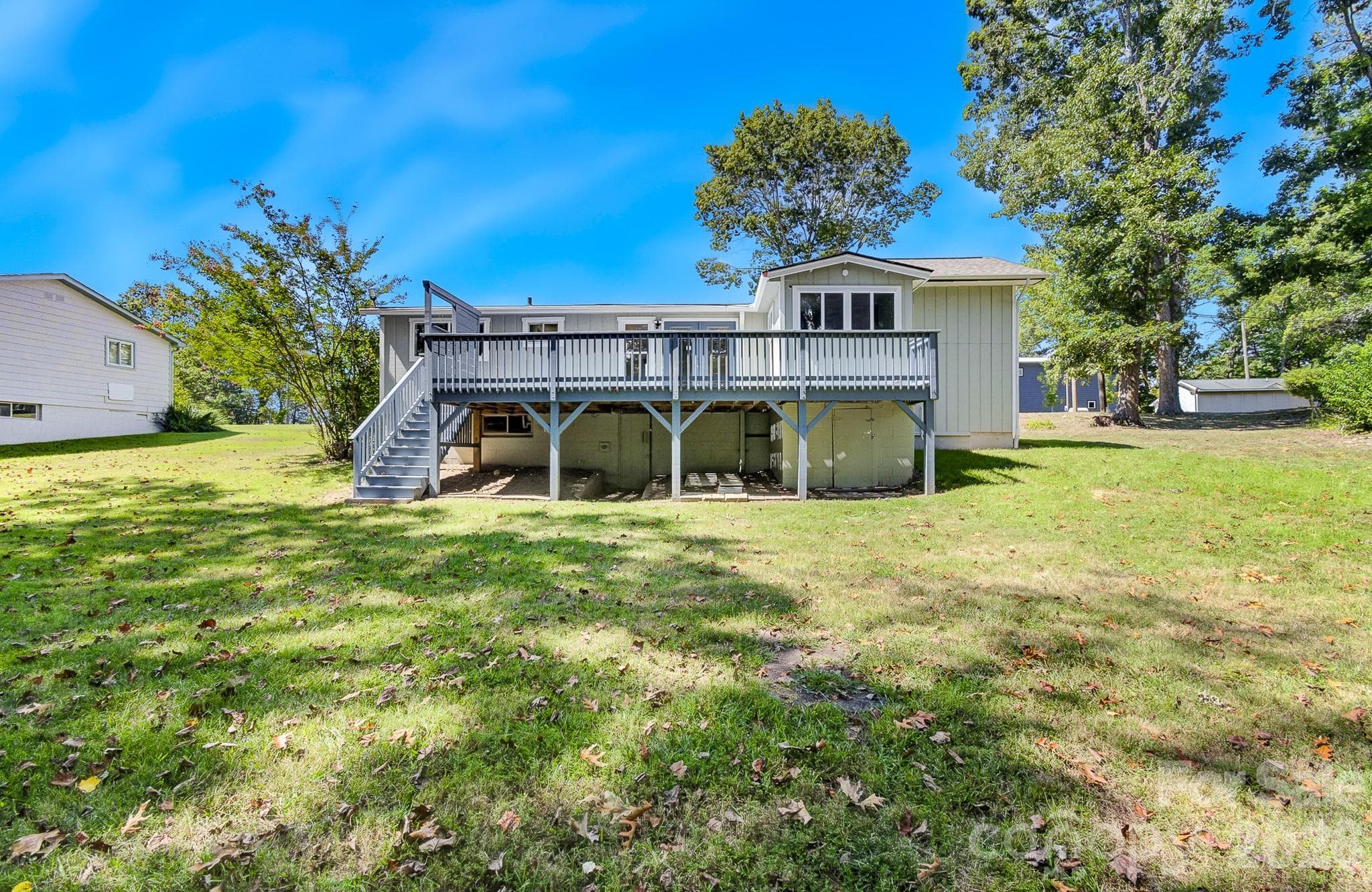 Single Family Residence at 21 Oak Hill Drive, Asheville, photo 32 of 37