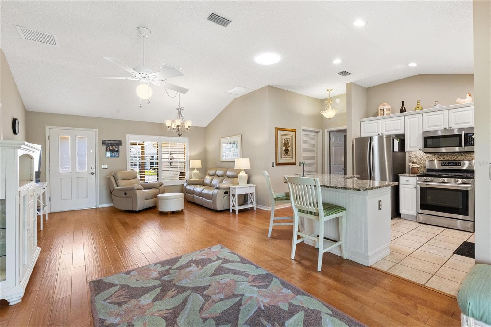 Single Family Residence at 2798 CHURCHILL DOWNS, THE VILLAGES, photo 10 of 41