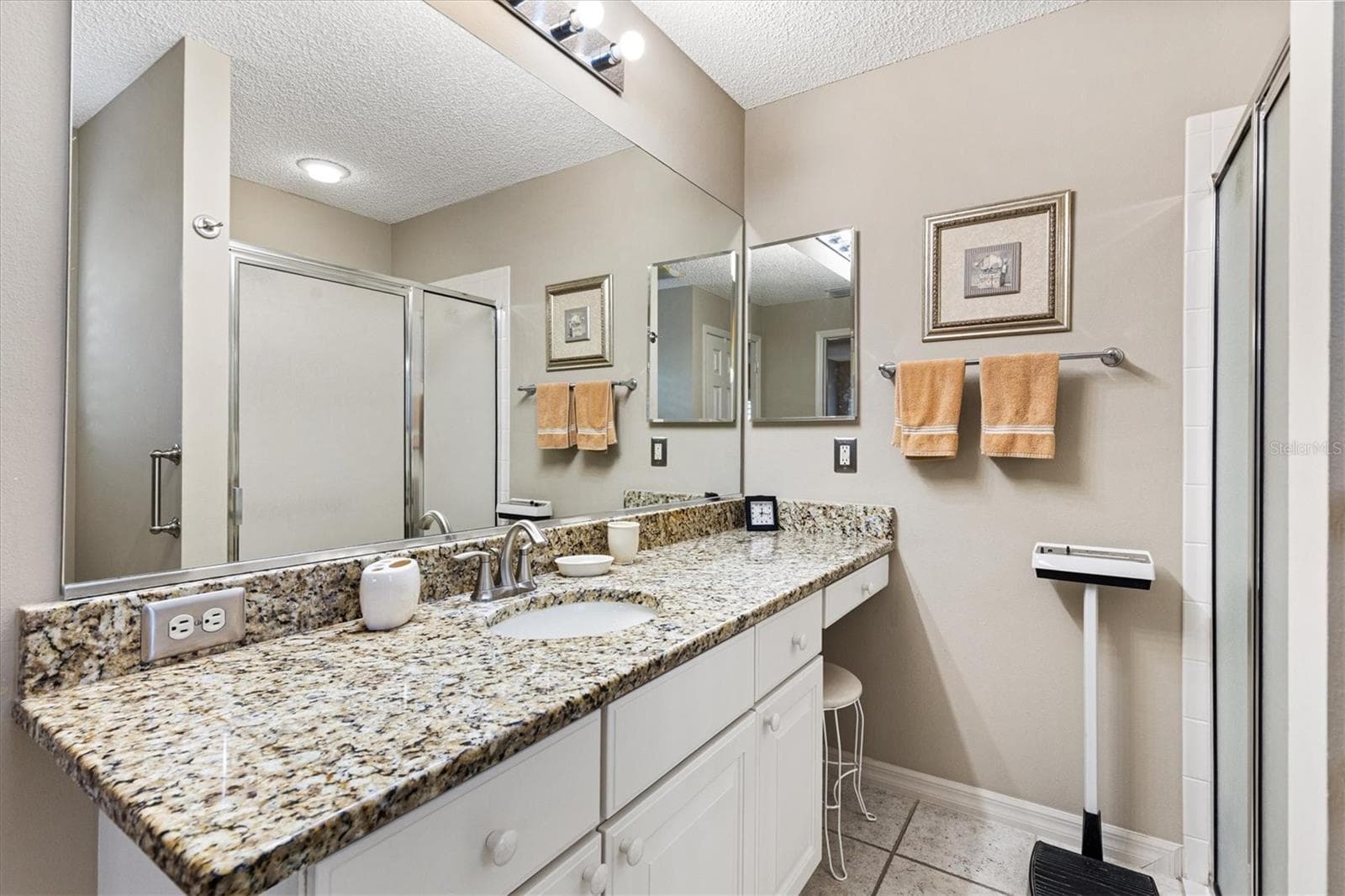 Single Family Residence at 2798 CHURCHILL DOWNS, THE VILLAGES, photo 19 of 41