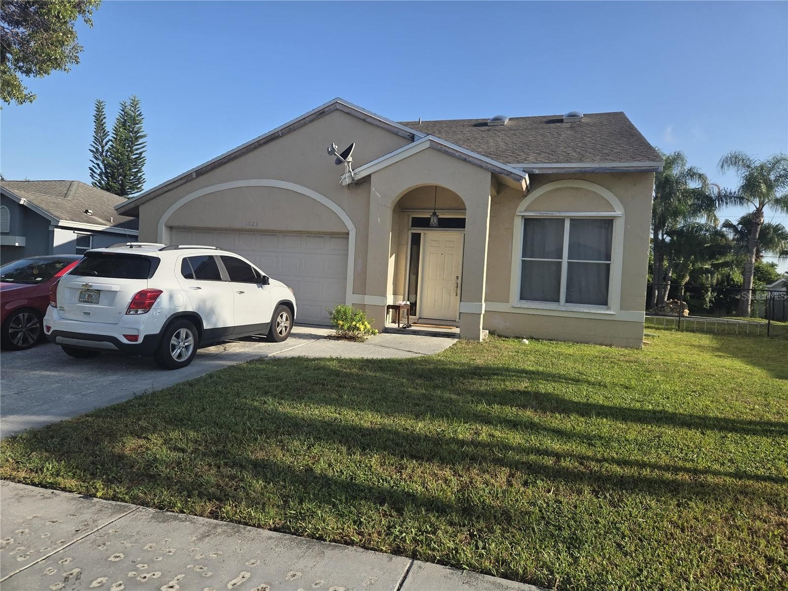 1023 NW 6TH AVE