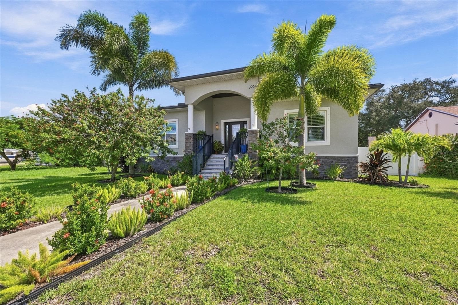 Single Family Residence at 3925 1ST ST NE, ST PETERSBURG, photo 3 of 58