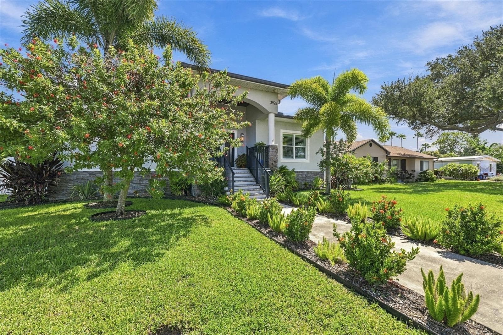 Single Family Residence at 3925 1ST ST NE, ST PETERSBURG, photo 47 of 58