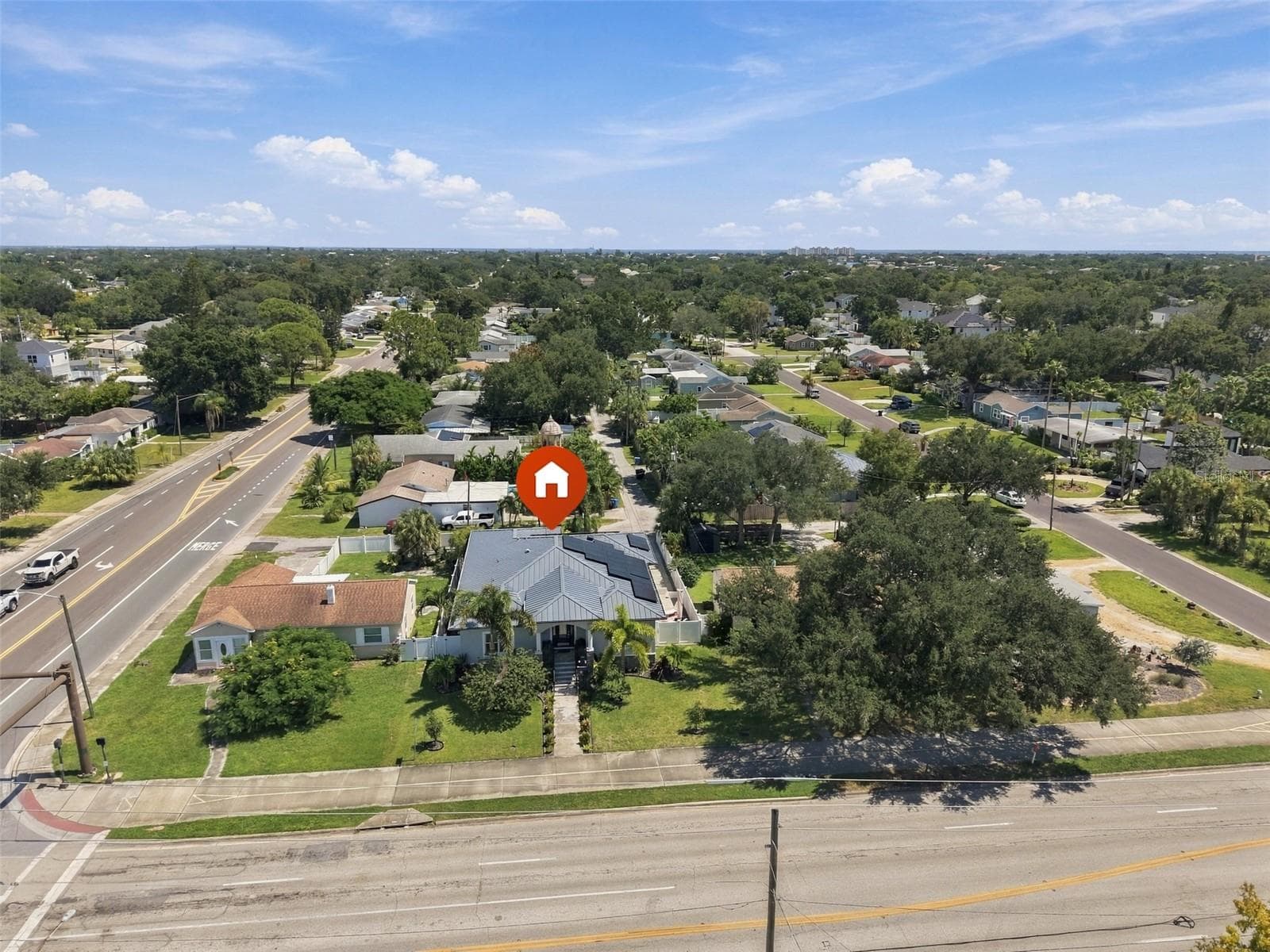 Single Family Residence at 3925 1ST ST NE, ST PETERSBURG, photo 55 of 58