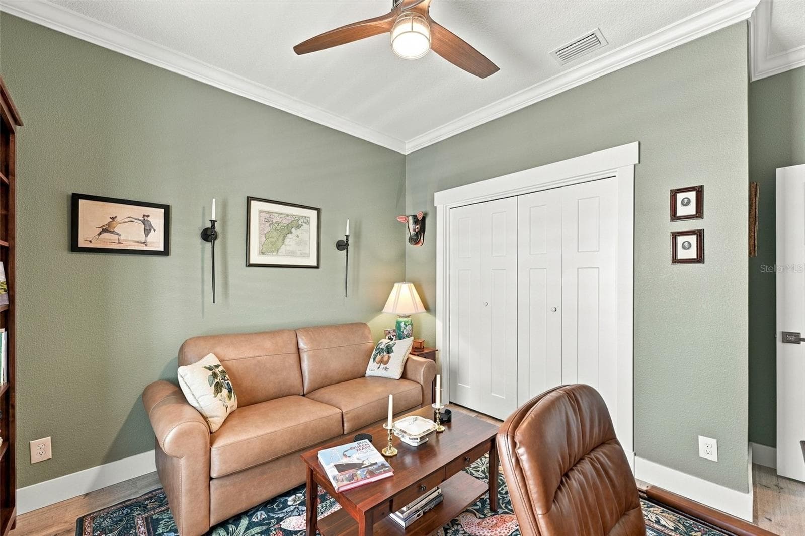 Single Family Residence at 3925 1ST ST NE, ST PETERSBURG, photo 23 of 58