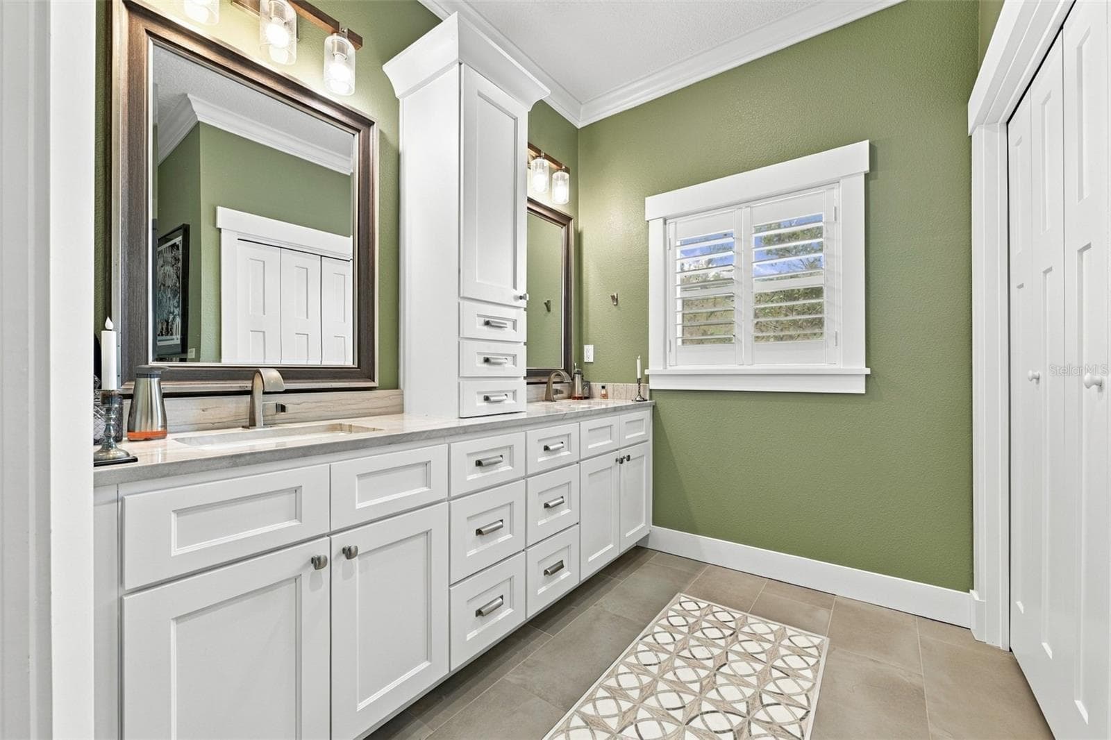 Single Family Residence at 3925 1ST ST NE, ST PETERSBURG, photo 34 of 58