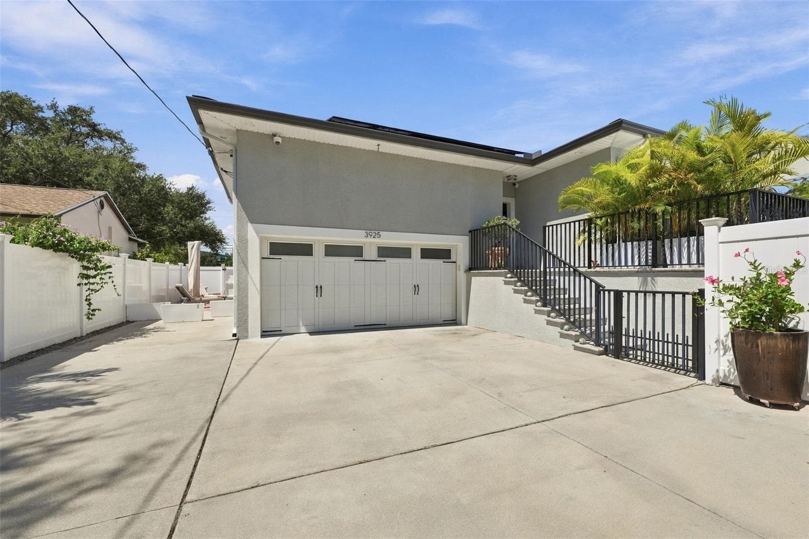 Single Family Residence at 3925 1ST ST NE, ST PETERSBURG, photo 44 of 58