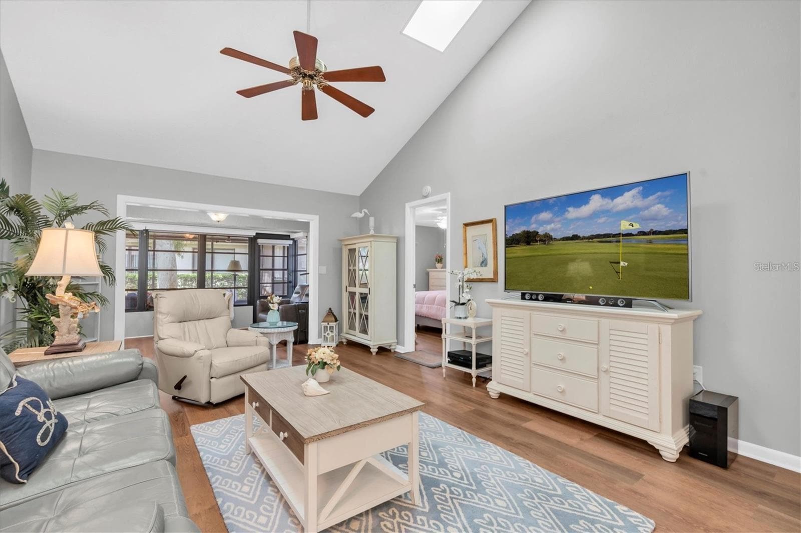 Vaulted Ceiling with sky lights - 9312 GOLF VIEW DR #3, NEW PORT RICHEY