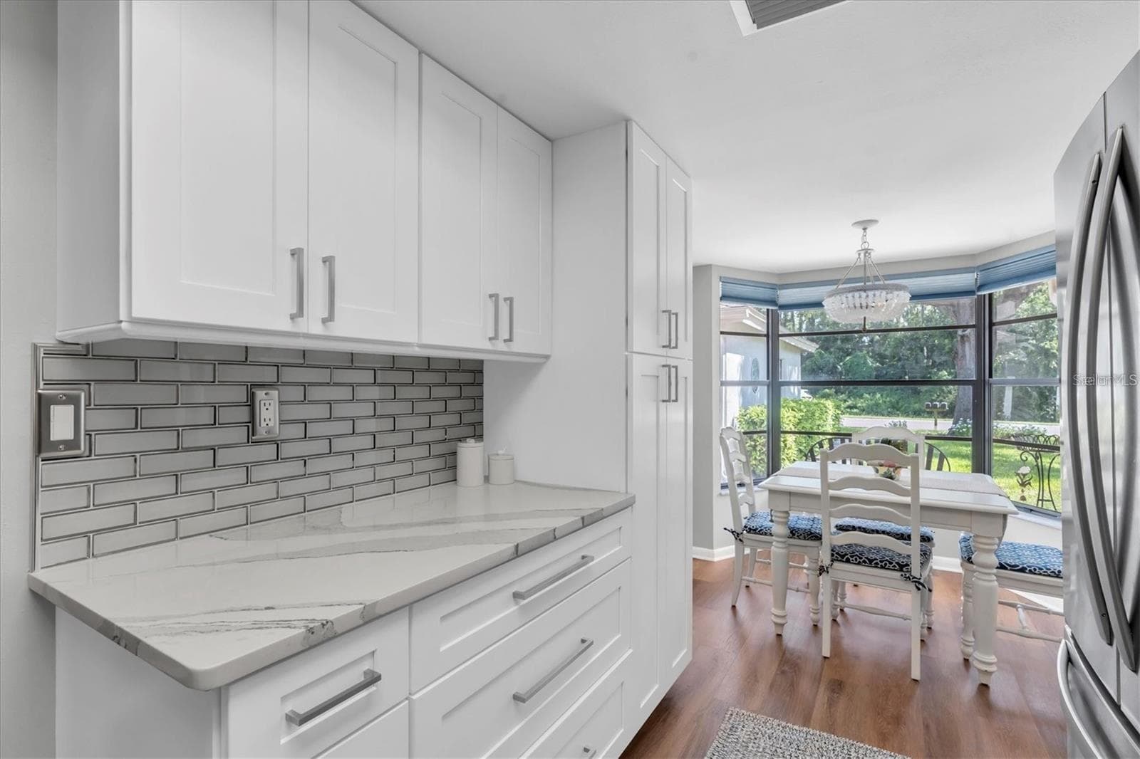 Renovated kitchen with high end finishes - 9312 GOLF VIEW DR #3, NEW PORT RICHEY