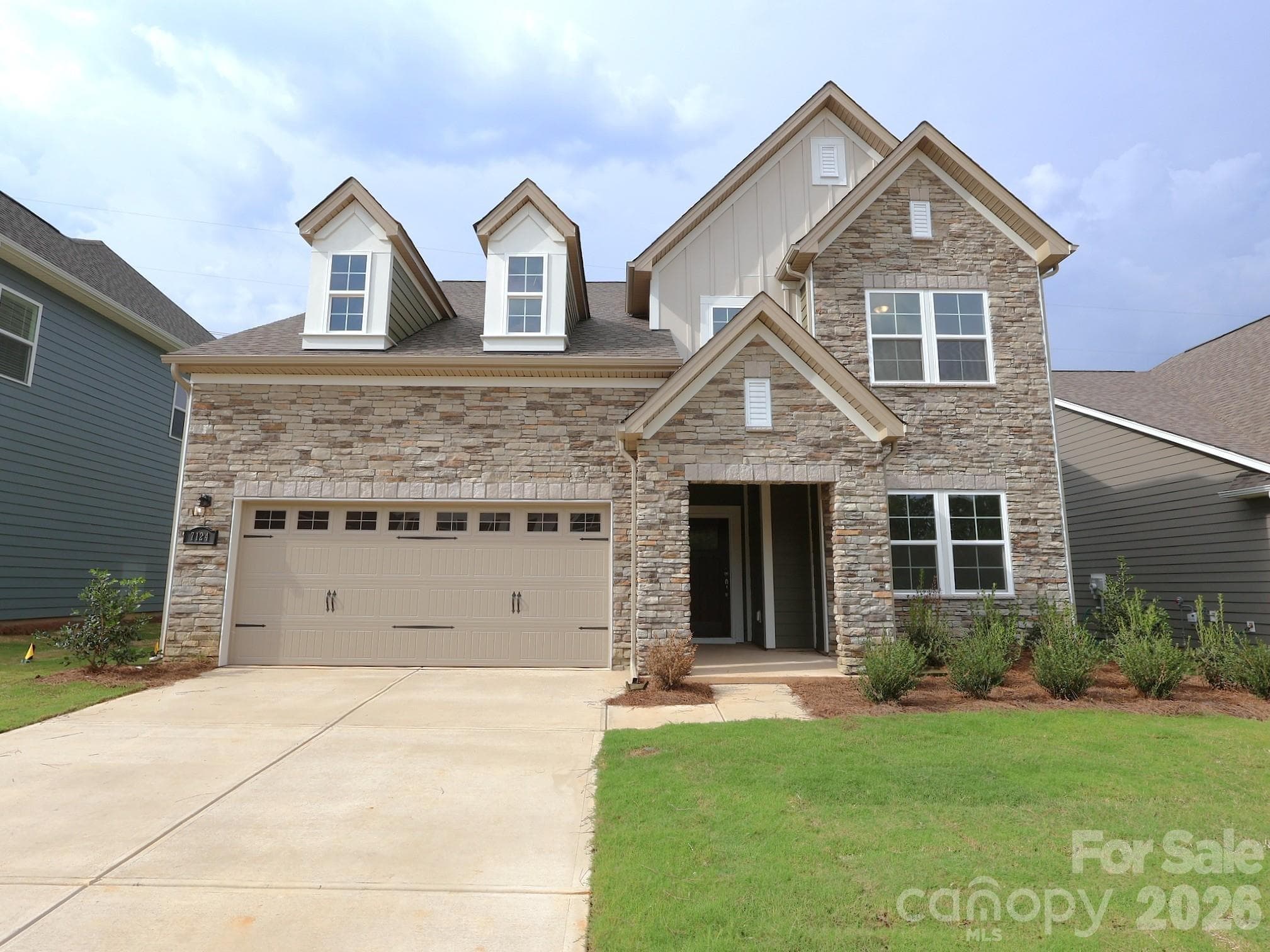 Exterior - Huntersville