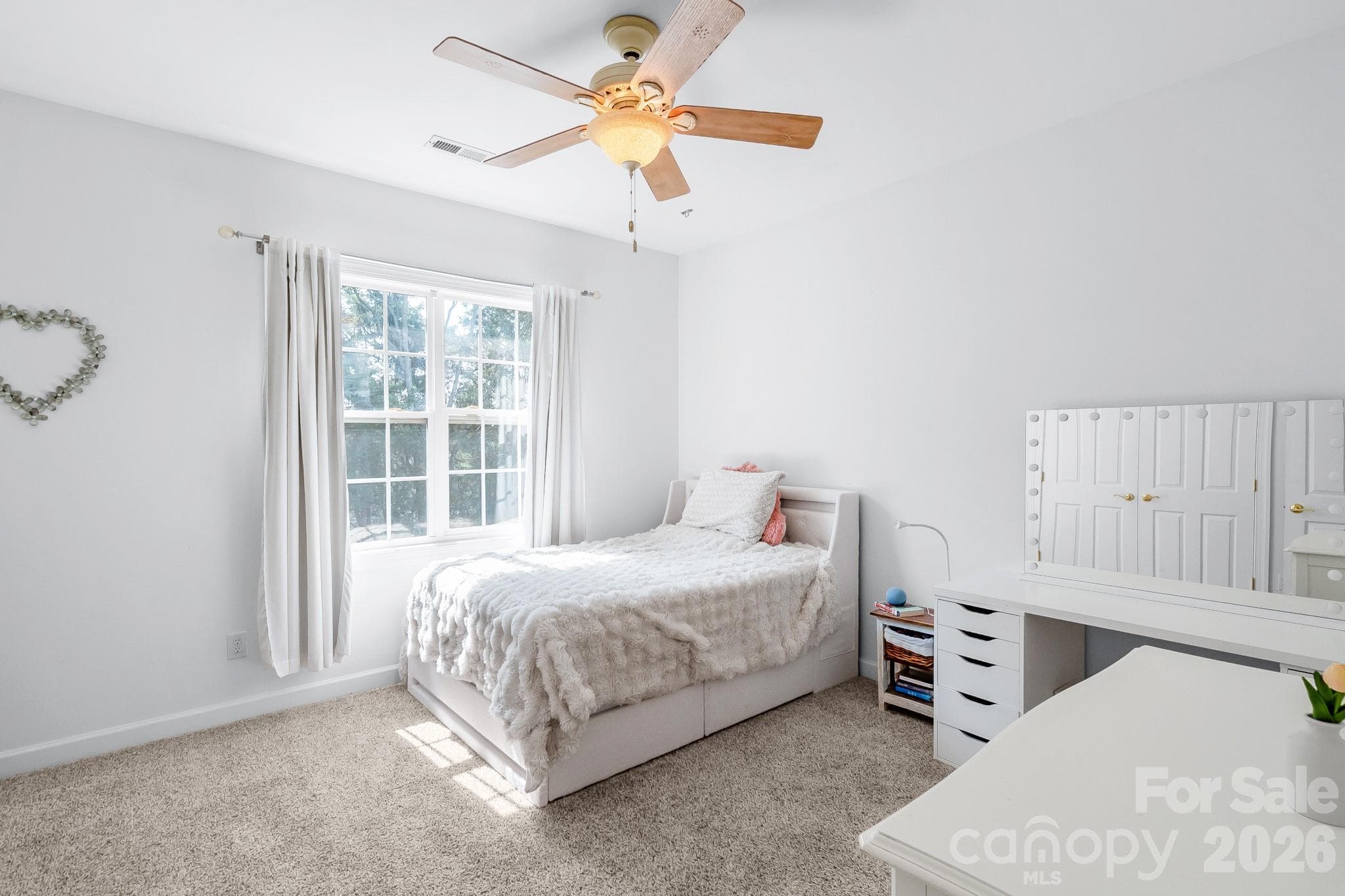 Single Family Residence at 402 Deercross Lane, Waxhaw, photo 25 of 32