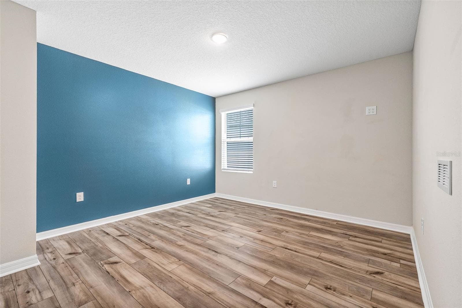 Upstairs 2nd bedroom - 7653 DEPOT LOOP, PARRISH