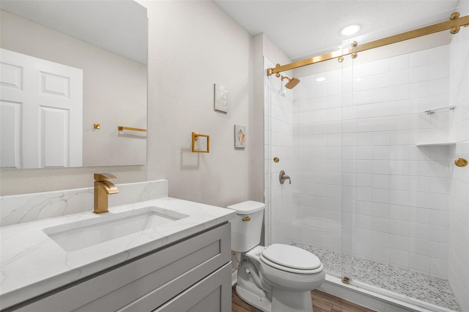 Upstairs bathroom - 7653 DEPOT LOOP, PARRISH