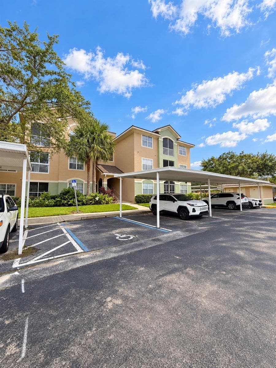 Condominium at 4881 CYPRESS WOODS DR #3104, ORLANDO, photo 6 of 39