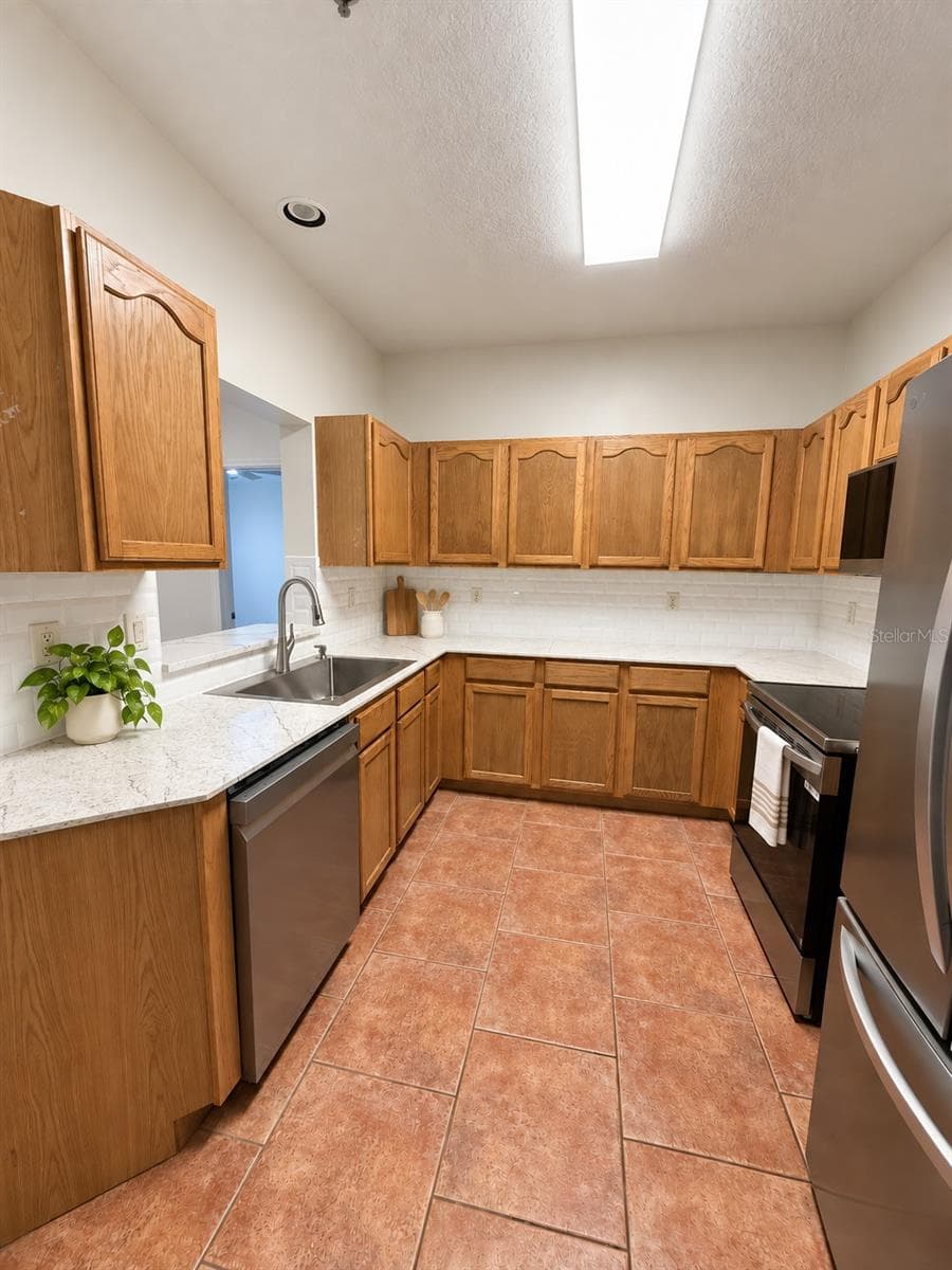 Condominium at 4881 CYPRESS WOODS DR #3104, ORLANDO, photo 11 of 39