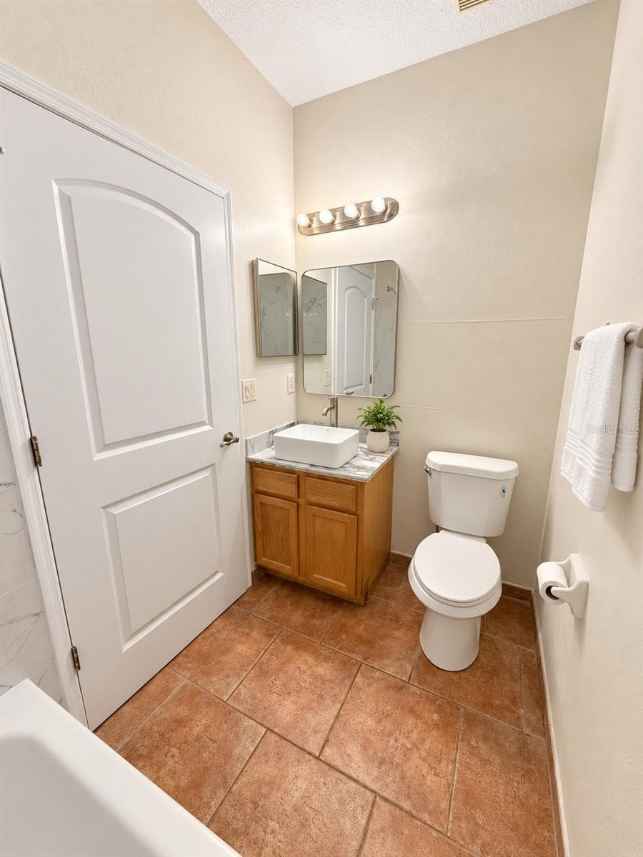 Condominium at 4881 CYPRESS WOODS DR #3104, ORLANDO, photo 22 of 39