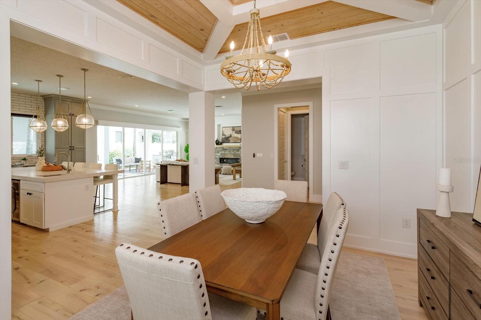 Single Family Residence at 533 COUNTRY CLUB DR, WINTER PARK, photo 8 of 31
