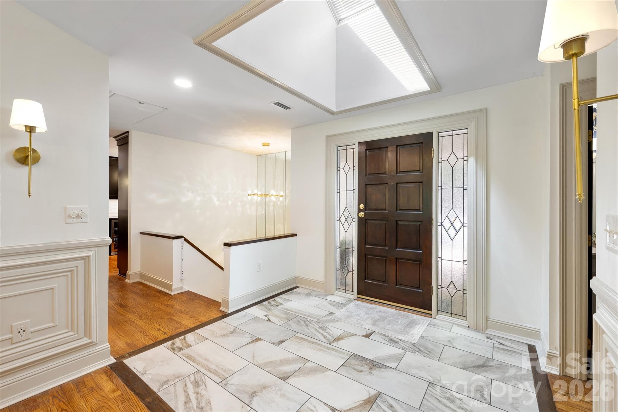Welcoming entryway - 27 Timberidge Drive, Lake Wylie