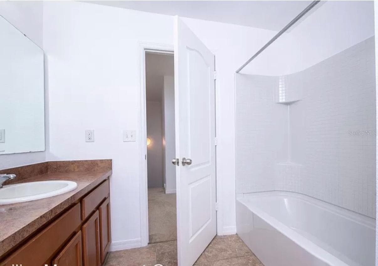 Townhouse at BEACON PARK PH 02, ORLANDO, photo 15 of 21